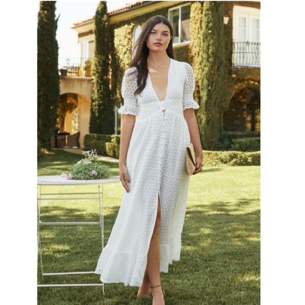 Vici Lace Puff Sleeve Maxi Dress
